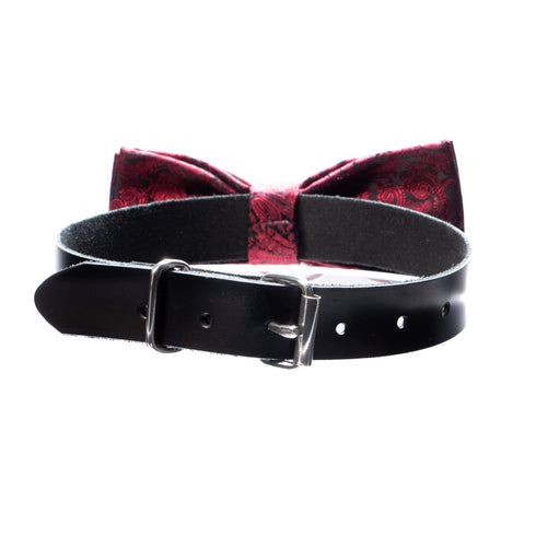 SiaLinda: Halsband, schwarzes Lackleder mit wein roter Fliege und O - Ring - SiaLinda.com